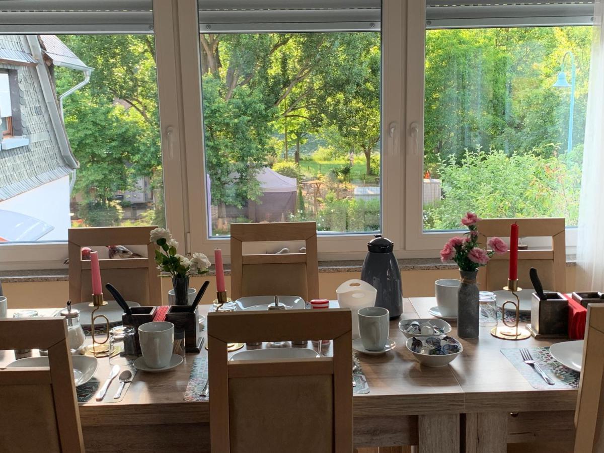 Moselina Gaestezimmer Sankt Aldegund Extérieur photo